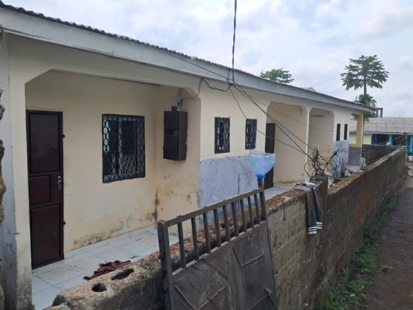FOR SALE – MINI-CITÉ IN MOLYKO (MALINGO), BUEA